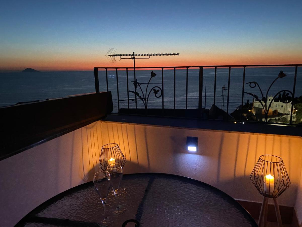 Affaccio Su Stromboli Apartment Tropea Exterior photo